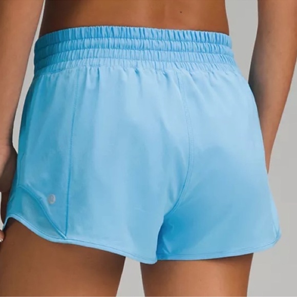 Lululemon Hotty Hot High Rise Athletic Short in Kayak Blue Size 12 NWT - Picture 2 of 8